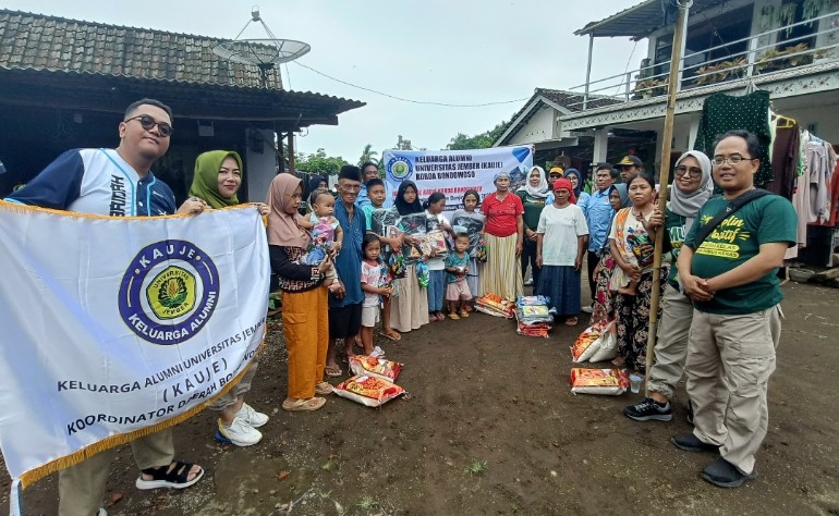 Medan Yang Sulit Dan Ekstrim Tidak Menyurutkan Langkah KAUJE KORDA Bondowoso Lakukan Aksi Kemanusiaan Bagi Korban Banjir Bandang