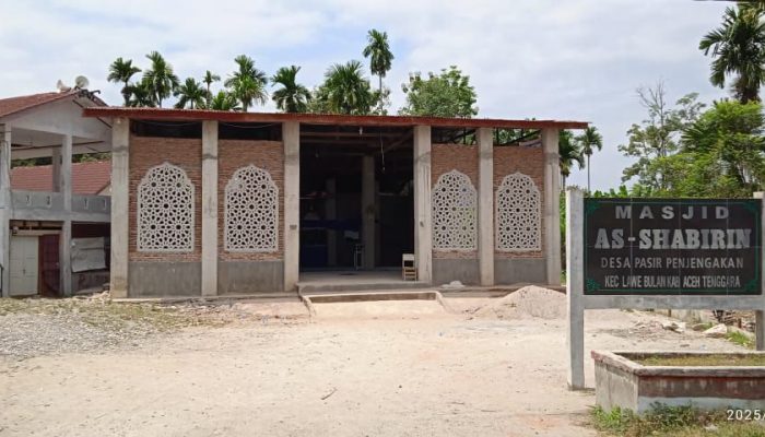 Masih Selsai 30 Persen, Pembangunan Masjid As Shabirin, Desa Pasir Penjengakan, Kecamatan Lawe Bulan, Kabupaten Aceh Tenggara.