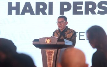 Puncak HPN 2025 Banjarmasin, Fadli Zon: Pers Bukan Hanya Mengabarkan tapi Mengawal Kebijakan