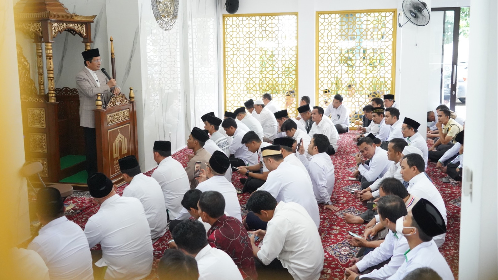 Kuliah Ramadhan Masjid Al Munawwar, Menag Jelaskan Keutamaan Basmalah