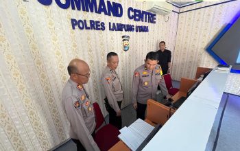 Maksimalkan Pelayanan  Jelang Arus Mudik Lebaran, Kabag Ops Polres Lampung Utara  Cek Kesiapan  Layanan  Call Center  110