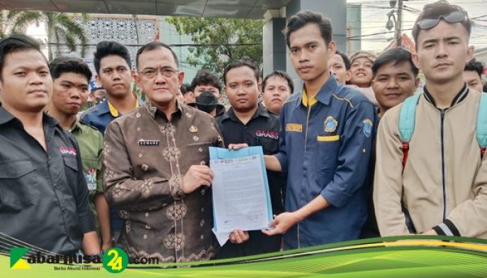 Arogan Sumsel Unjuk Rasa di Kantor Gubernur, GAASS: Gubernur Sumsel Harus Tanggung Jawab Atas Kerusakan Alam