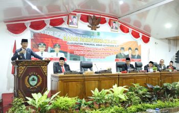 Rapat Paripurna Ke-4 DPRD Kabupaten PALI: Bupati Asgianto Sampaikan Pidato Perdana Periode 2025-2030