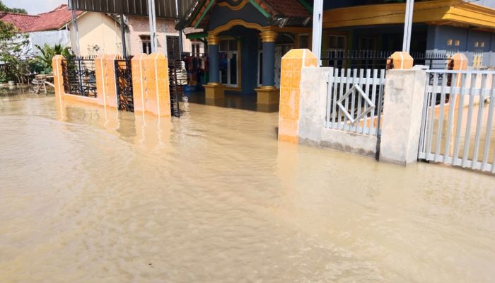 Sebelas Desa di Kecamatan Tanah Abang Terendam Banjir, Kapolres PALI Imbau Warga Waspada