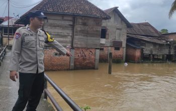 Polsek Talang Ubi Melakukan Monitoring di Sejumlah Titik Rawan Banjir