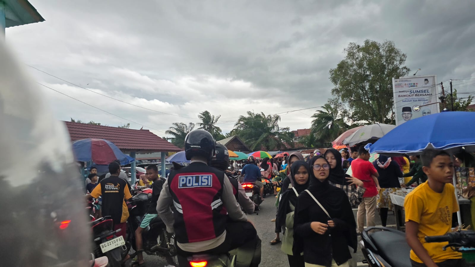 Dalam Rangka Menjaga kondusivitas Wilayah Saat Bulan Suci Ramadan, Sat Samapta Polres PALI Menggelar Patroli Perintis Presisi