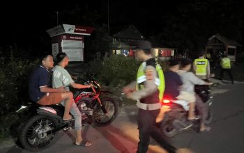 Polsek Penukal Utara Gelar Razia Terpadu,12 Teguran Diberikan Ke Para Pengendara