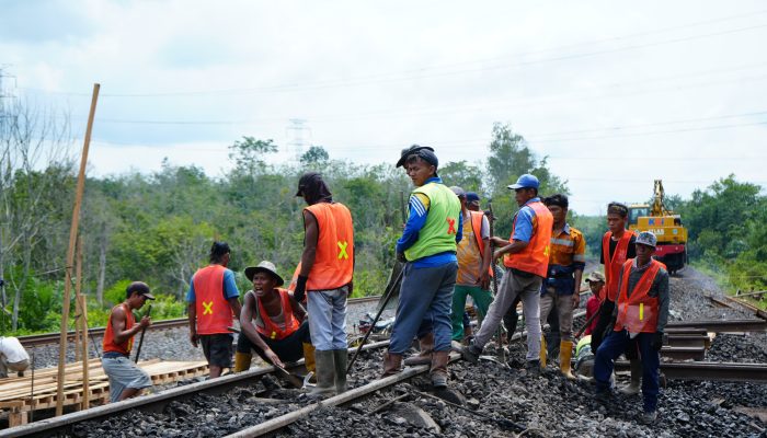 Jelang Angkutan Lebaran Idul Fitri 2025, KAI Divre III Intensifkan Perawatan Sarana Prasarana dan Catat 47.533 Tiket Terjual