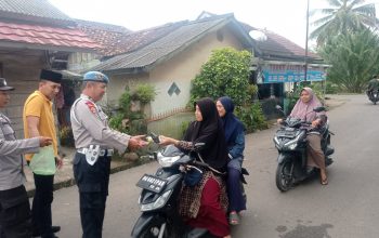 Dalam Bulan Suci Ramadhan Polsek Tanah Abang, Menggelar kegiatan Berbagi takjil