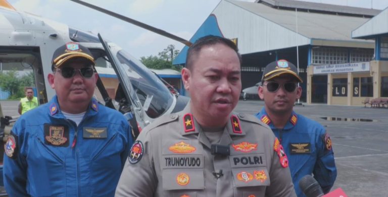 Polri Pantau Banjir Jabodetabek dengan Helikopter, Babelan Jadi Fokus Evakuasi