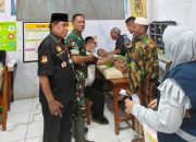 Aslog Tinjau TMMD di Desa Gunosari Kecamatan Tlogosari, Ada Khitanan Masal dan Pemberian Sembako