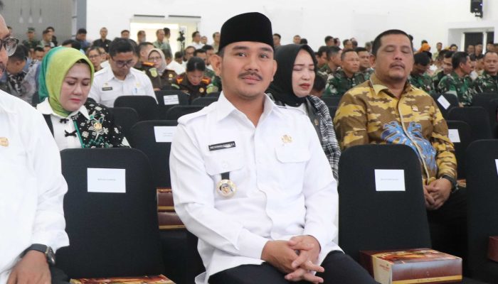 Bupati Bekasi Ade Kuswara Kunang Siap Jalankan Komitmen Bersama untuk Jabar Istimewa