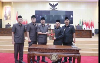 Bupati Bekasi Sampaikan Nota Penjelasan dalam Sidang Paripurna DPRD Kabupaten Bekasi