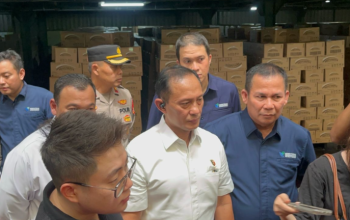 Polri Sidak Produsen MinyaKita di Tangerang, Pastikan Takaran Sesuai Label