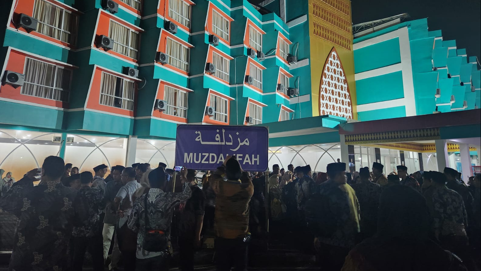 Pondok Gede Berubah Jadi "Tanah Suci": Kisah di Balik Simulasi Pelayanan Haji yang Menyentuh