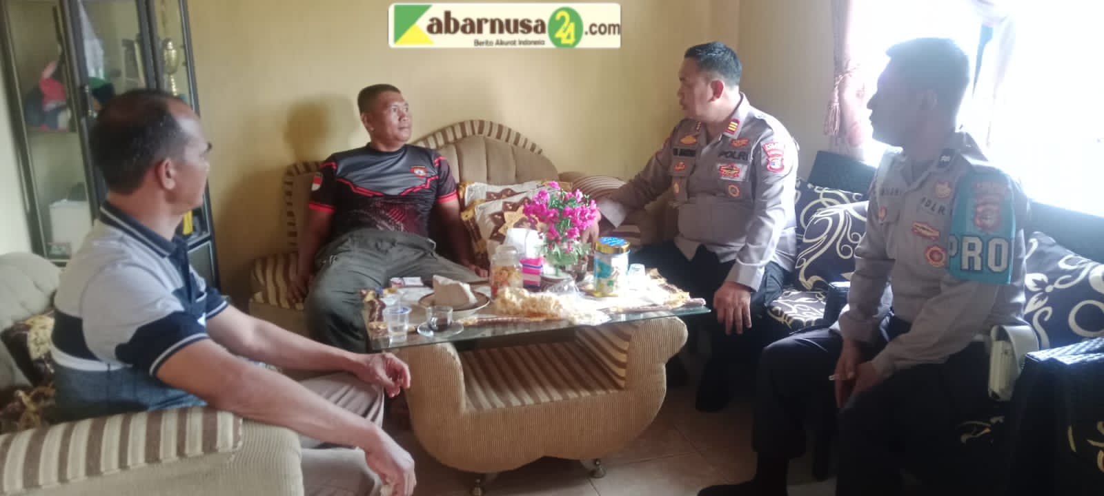 Kapolsek Bukit Kemuning Gelar Patroli Sambang Warga dan Sampaikan Pesan Kamtibmas