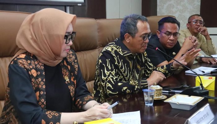 H Wahyu Sanjaya Anggota Komisi XI DPR RI Kunjungi DPRD Kota Prabumulih, Bahas Undang-Undang Imigrasi