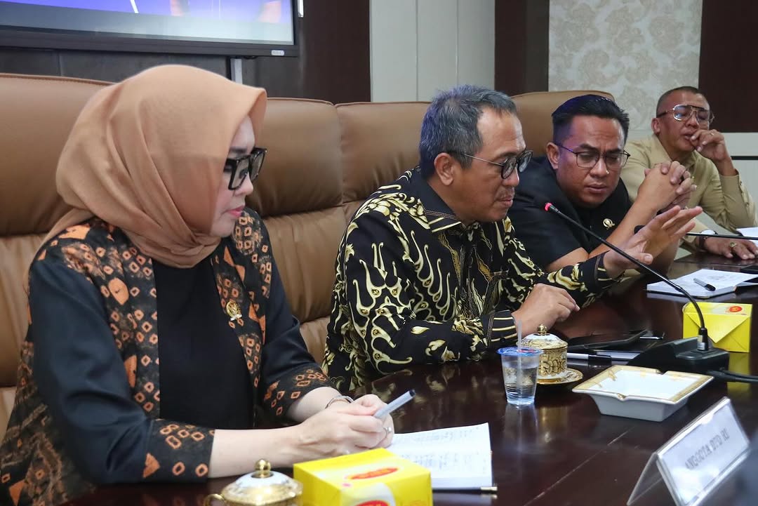 H Wahyu Sanjaya Anggota Komisi XI DPR RI Kunjungi DPRD Kota Prabumulih, Bahas Undang-Undang Imigrasi