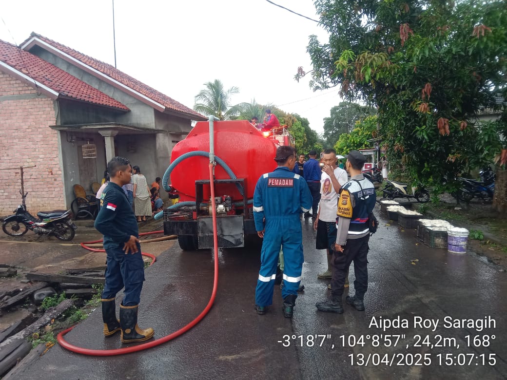 Jago merah Mengamuk, Sebuah Rumah Panggung di Desa Lunas Jaya Hangus Terbakar