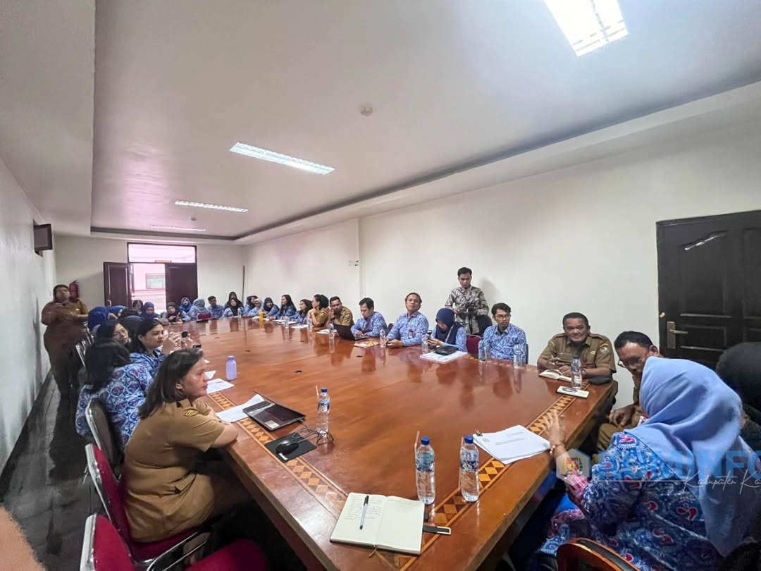 Asisten Administrasi Umum Setda Kabupaten Karo Terima Audiensi Kepala Perwakilan Kementerian Kependudukan dan Pembangunan Keluarga Asisten Administrasi Umum Setda Kabupaten Karo Terima Audiensi Kepala Perwakilan Kementerian Kependudukan dan Pembangunan Keluarga