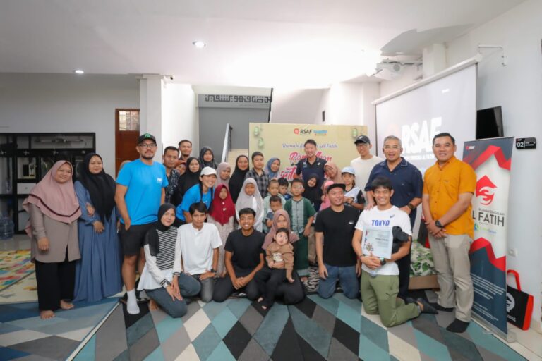 Kolaborasi Pemkot, Yumaju, dan Asics Donasikan Rp100 Juta untuk Rumah Singgah Al-Fatih Bandung