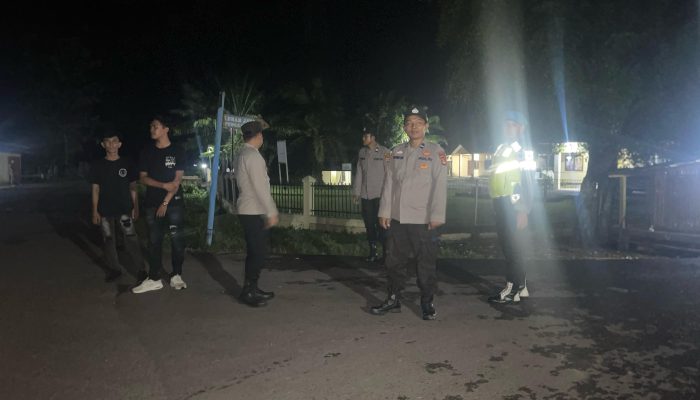Polsek Tanah Abang Gelar Razia Malam, Ciptakan Situasi Aman dan Kondusif di Wilayah Hukum