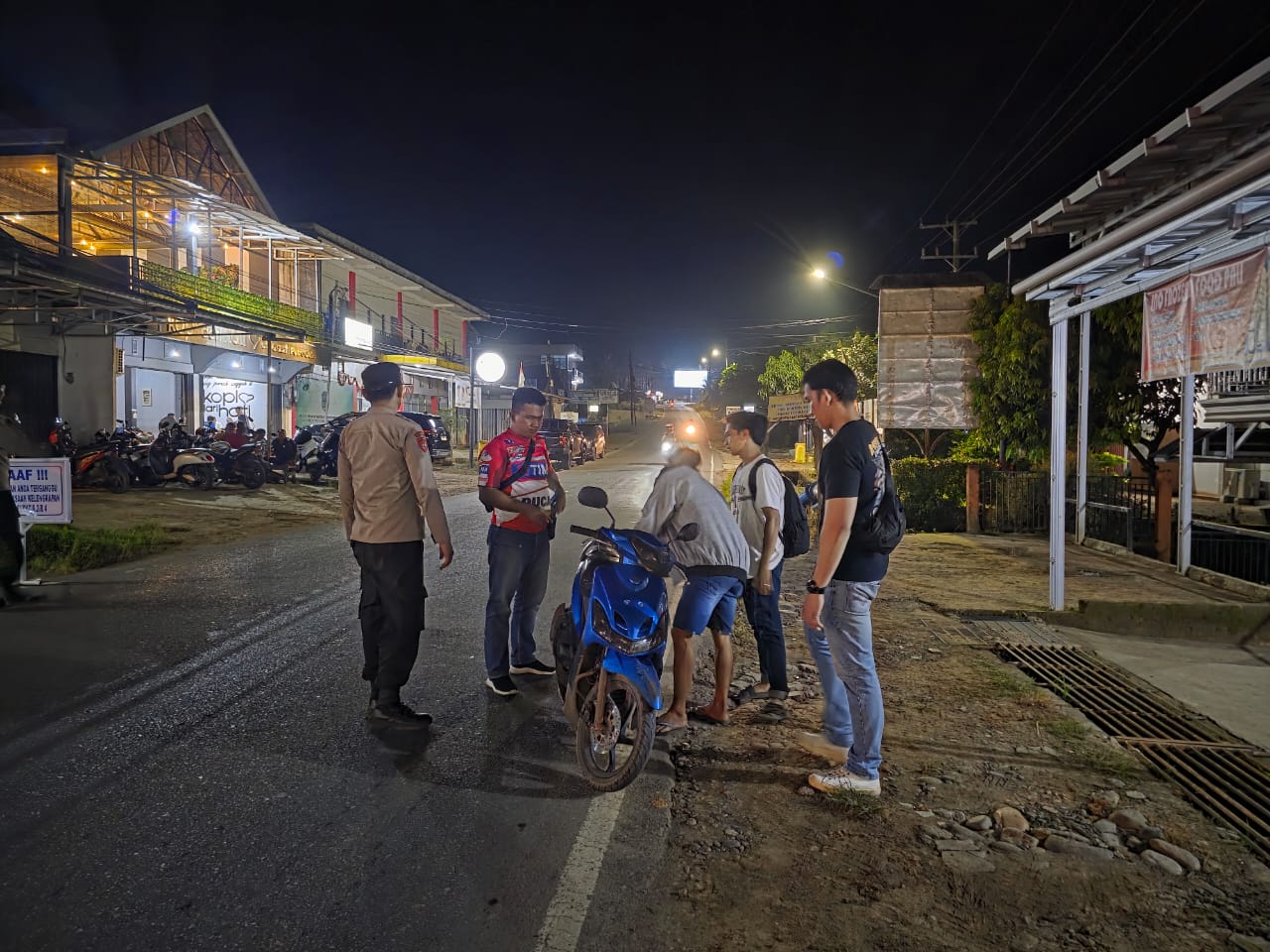 Polsek Talang Ubi Kembali Menggelar Kegiatan Rutin Yang Ditingkatkan (KRYD) Pada Jumat Malam
