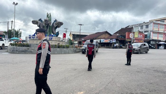 Polres PALI Gelar Patroli Perintis Presisi, Pastikan Situasi Lalin Aman dan Terkendali di Simpang Lima Pendopo