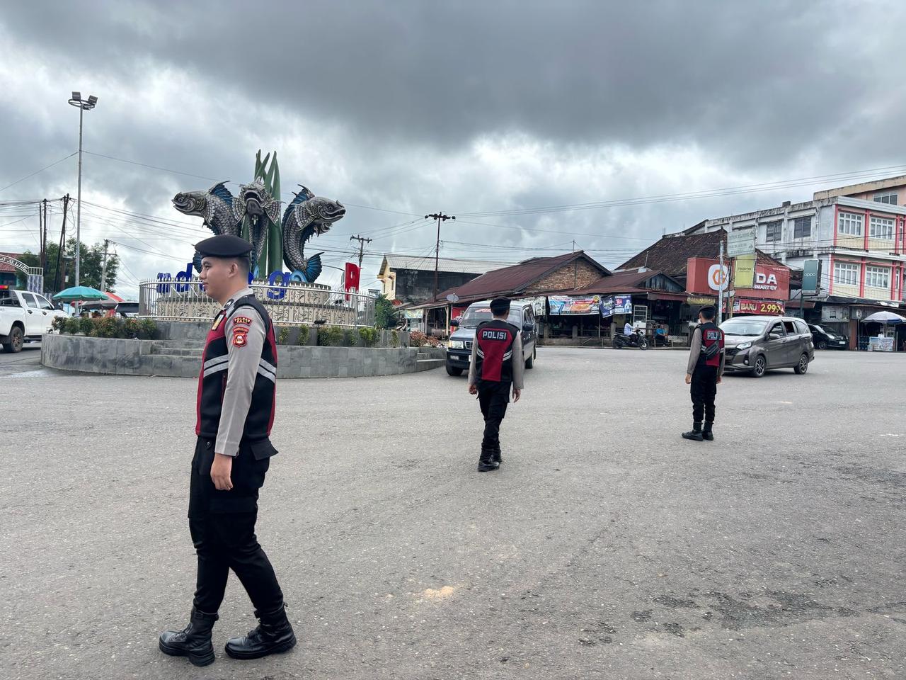 Polres PALI Gelar Patroli Perintis Presisi, Pastikan Situasi Lalin Aman dan Terkendali di Simpang Lima Pendopo