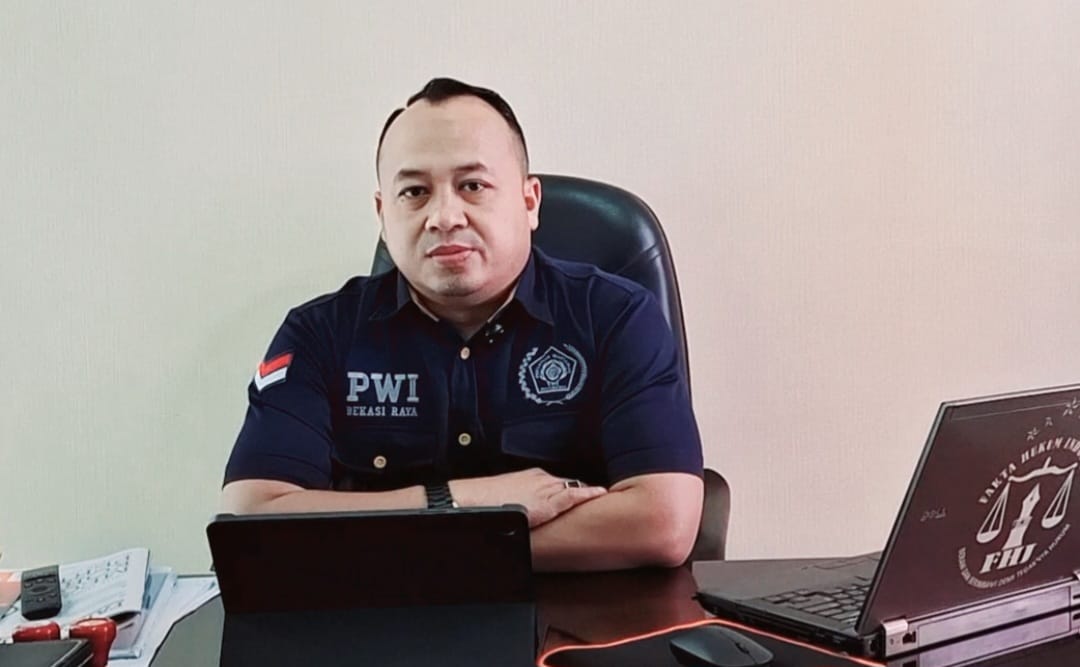 Keterangan foto: Ade Muksin ketua PWI Bekasi Raya