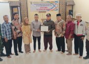 Penyerahan Dana Desa (DD) Tahun 2025 Untuk Pembangunan Madrasah Dan Jalan Lingkungan Di Aula Desa Cijaya, Kecamatan Camapaka, Kabupaten Purwakarta