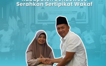 Kepala Kantor Pertanahan Bondowoso Serahkan Sertipikat Wakaf pada Kegiatan Festival Ramadan