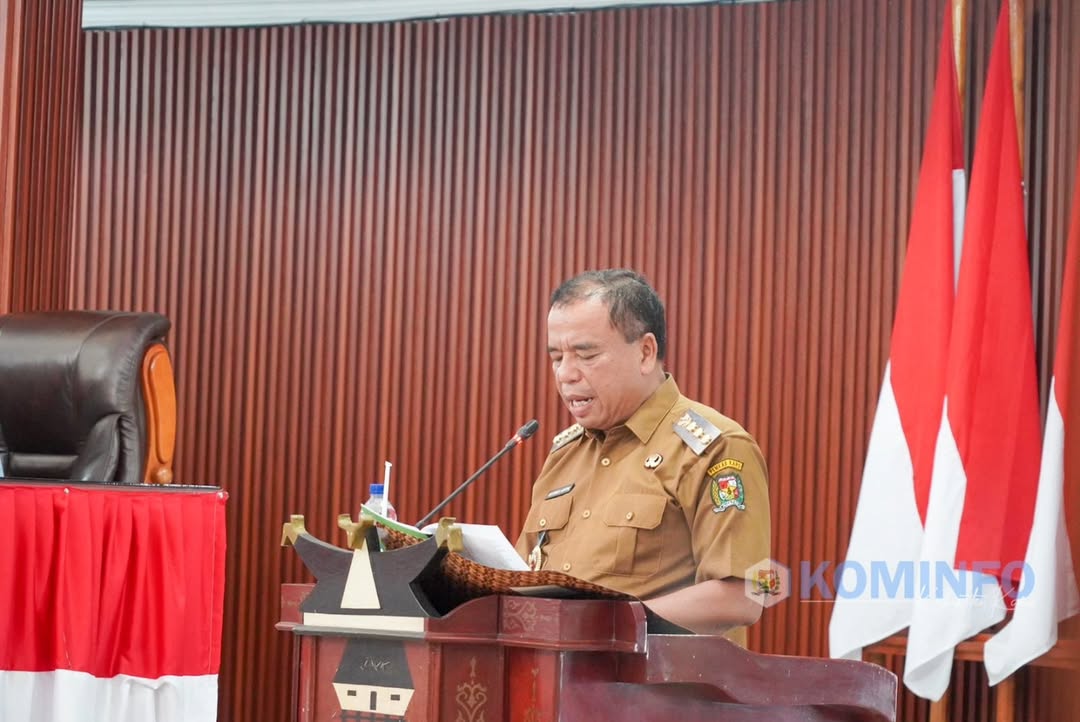 Bupati Karo Dan Wakil Bupati Karo Hadiri Rapat Paripurna DPRD Karo, Kesepakatan Atas Rancangan Awal RPJMD TA 2025-2029 Bupati Karo Dan Wakil Bupati Karo Hadiri Rapat Paripurna DPRD Karo, Kesepakatan Atas Rancangan Awal RPJMD TA 2025-2029