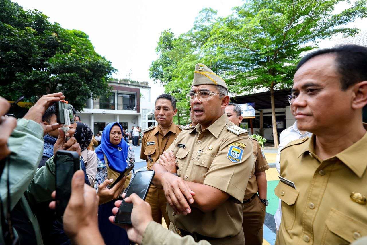 Walikota Bandung Resmikan Satgas Anti Premanisme Di Kecamatan Astana Anyar
