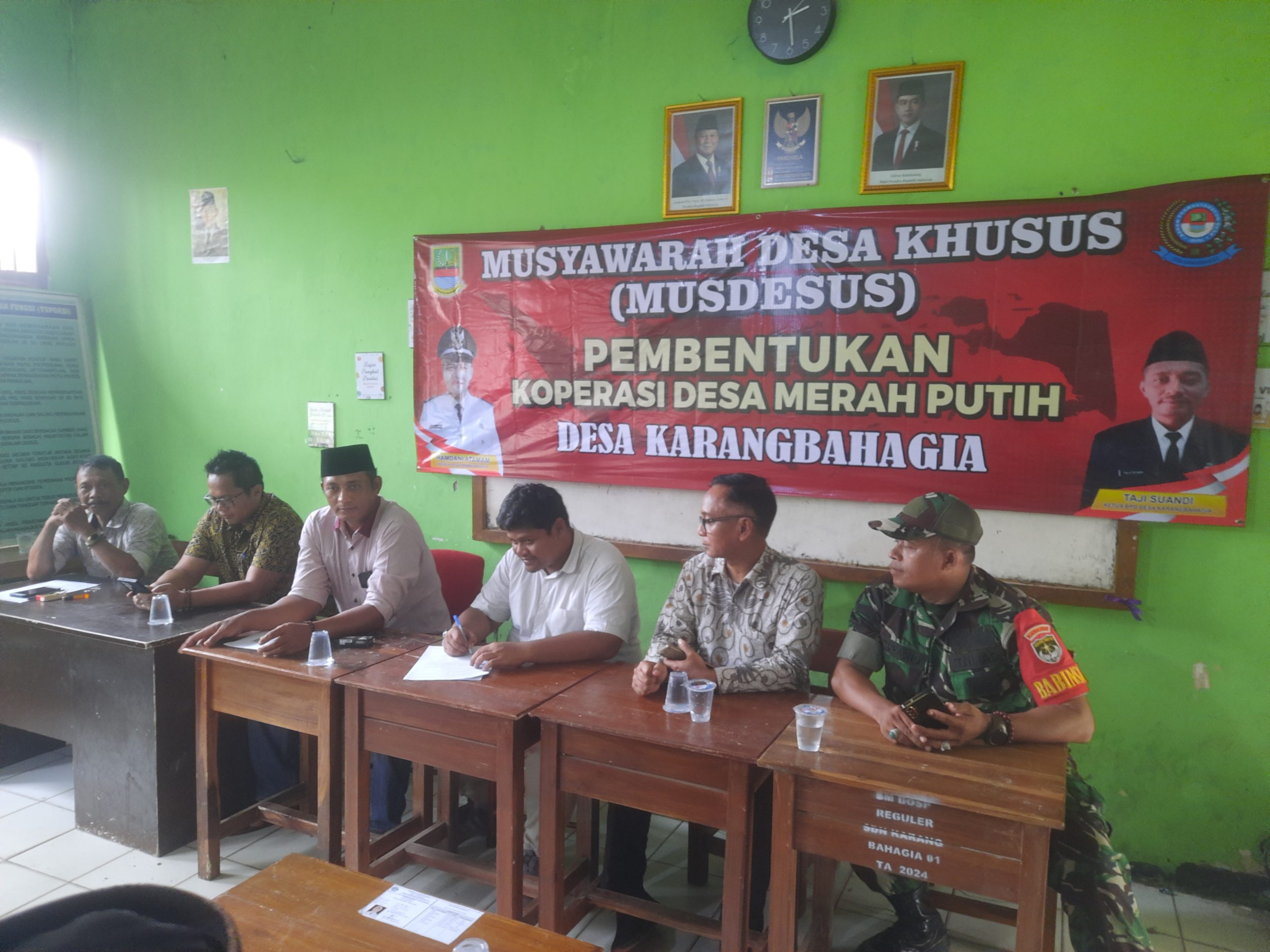 Pembentukan Koperasi Merah Putih Desa Karangbahagia Berjalan Sukses