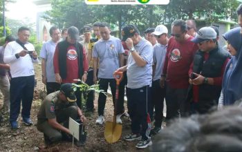 Semarak Senam Bersama, Penanaman pohon, Dan Kejutan Ultah Kapolres, Sinergi Dan Keperdulian Forkopimda Lampung Utara