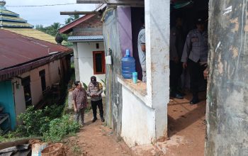 Tanah Longsor Landa Tebing Atmojo, Satu Rumah Rusak Parah – Polres PALI Lakukan Pengamanan Ketat