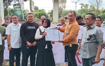 Diduga Salah Gunakan Anggaran, Milenial Anti Korupsi Laporkan Kades Desa Mangsang Ke Kejati Sumsel