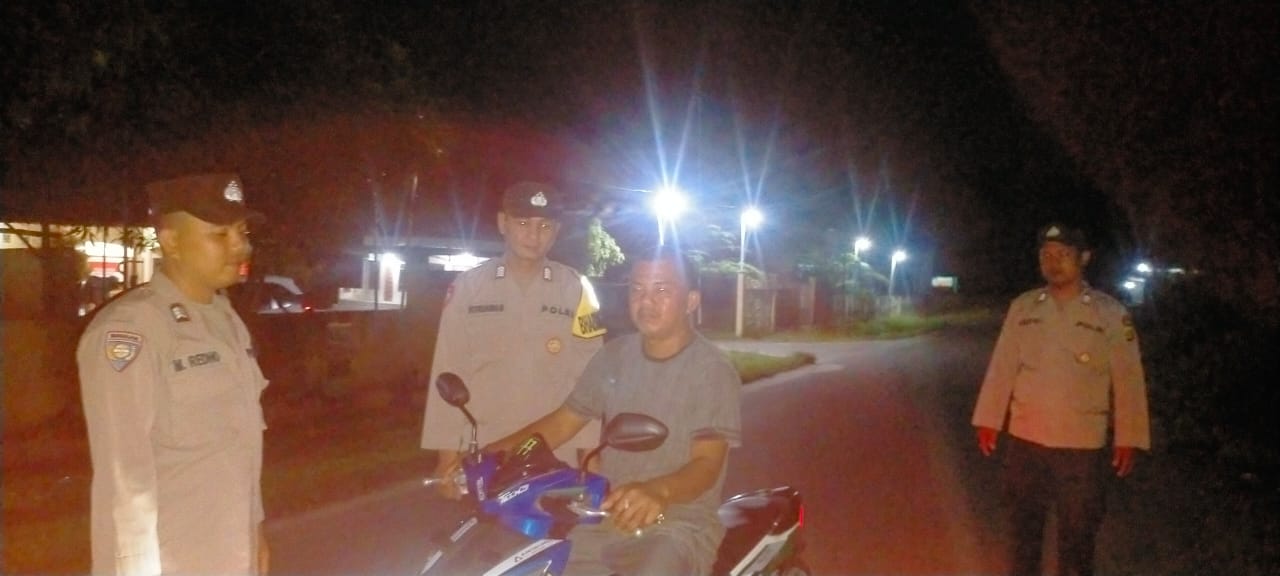 Polsek Penukal Utara Gelar Razia KRYD, Tegur Pengendara dan Imbau Remaja Hindari Judi Online