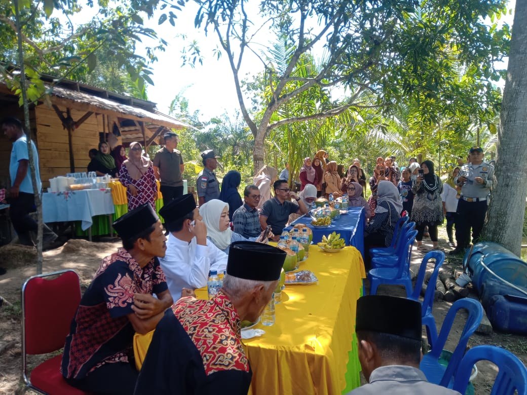 Bupati PALI Asgianto ST Kunjungi Desa Karta Dewa