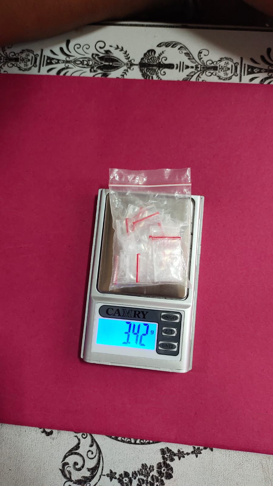 Satresnarkoba Polres PALI Bekuk Pengedar Narkotika di Talang Nanas, Sita Sabu dan Ganja Siap Edar Satresnarkoba Polres PALI Bekuk Pengedar Narkotika di Talang Nanas, Sita Sabu dan Ganja Siap Edar
