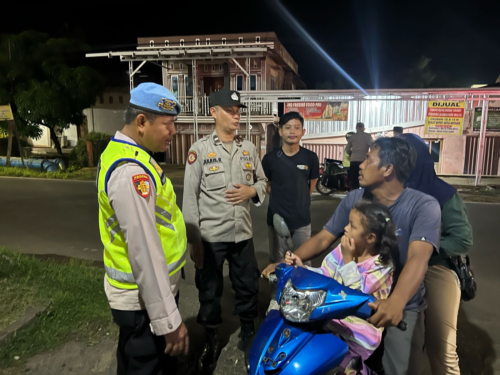 Polsek Talang Ubi kembali Menunjukkan komitmennya Melalui Pelaksanaan Kegiatan Rutin Yang Ditingkatkan (KRYD) Pada Sabtu Malam
