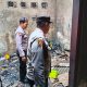 Kebakaran di Desa Cijengkol, Polsek Setu Terjun Langsung Cek TKP dan Bantu Padamkan Api bersama Warga