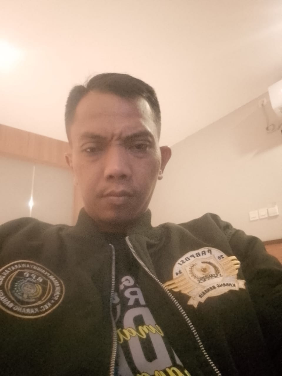 Bang Fuad Soroti Penerangan Jalan Umum di Kp Kepuh - Ciherang Yang Tidak Berfungsi Bang Fuad Soroti Penerangan Jalan Umum di Kp Kepuh - Ciherang Yang Tidak Berfungsi
