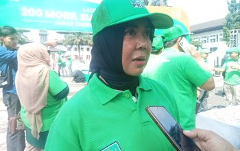 Ketua DPRD Provinsi Kabupaten Bandung Renie Rahayu Fauzi Hadiri Acara Lauching 200 Mobil Siaga Ambulance Wujudkan Pelayanan Cepat Dan Peduli Umat