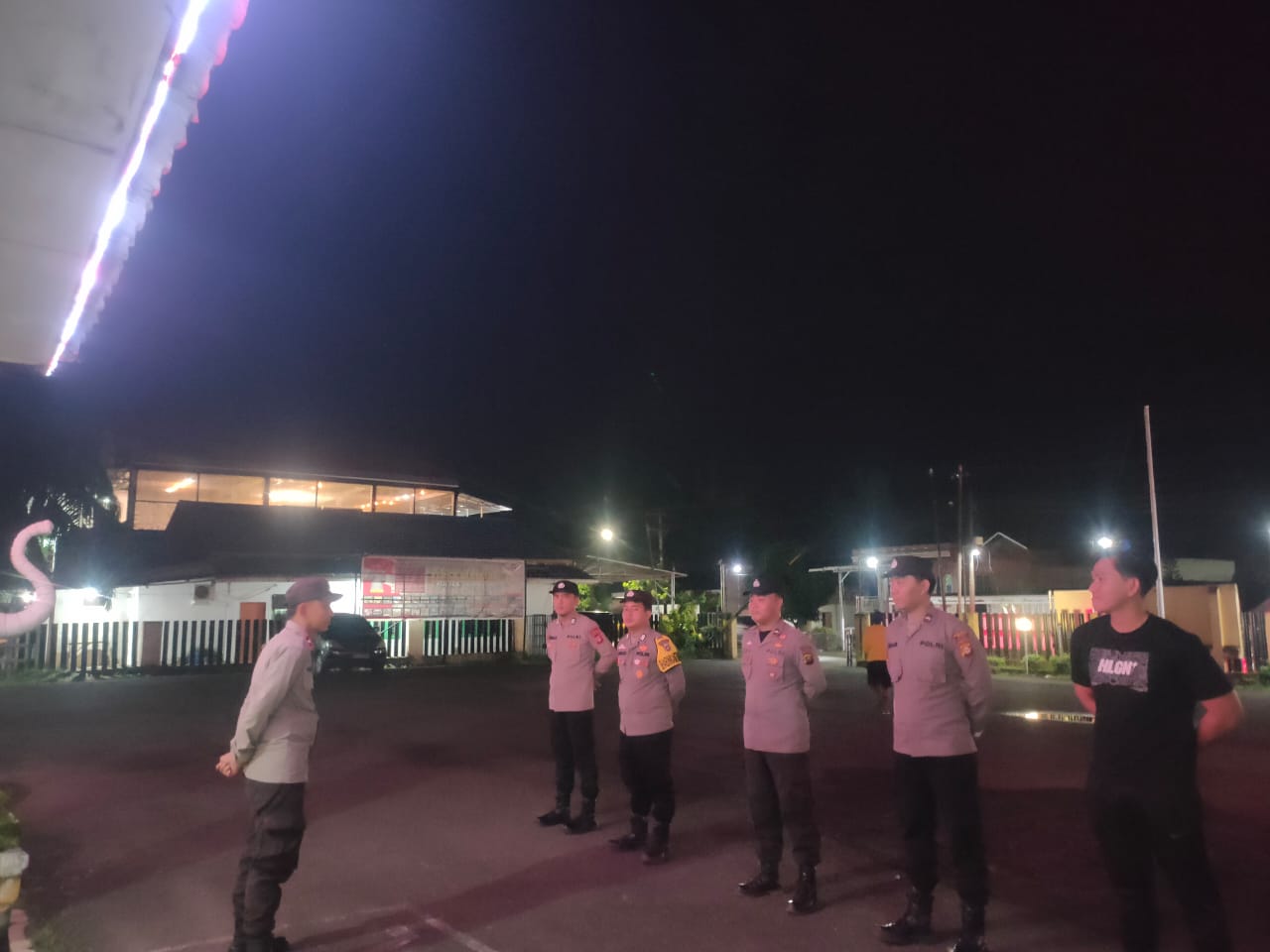 Polsek Talang Ubi Gelar Apel Malam dan Patroli Wilayah, Wujudkan Keamanan dan Ketertiban di Jalan Lintas PALI