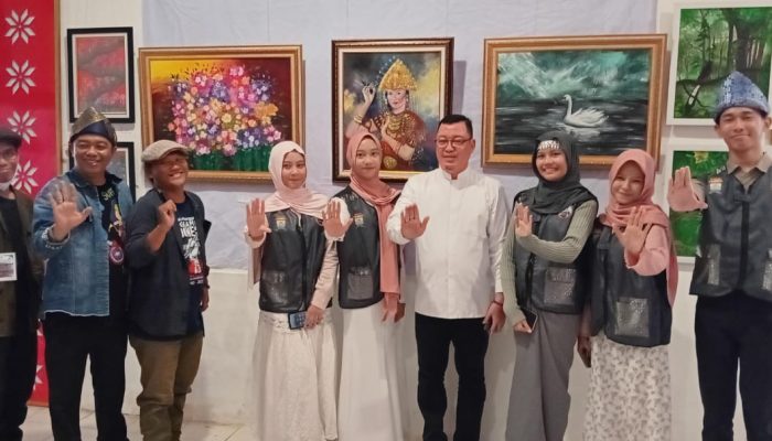 Bulan Menggambar Nasional, Palembang Pamerkan 100 Karya Lukis dari 45 Seniman