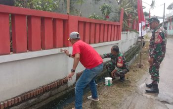 Persiapan Kampung Pancasila, Kades Kertajaya H. Acep Saepudin Turun Langsung ke Lapangan Bareng TNI Persiapan Kampung Pancasila, Kades Kertajaya H. Acep Saepudin Turun Langsung ke Lapangan Bareng TNI
