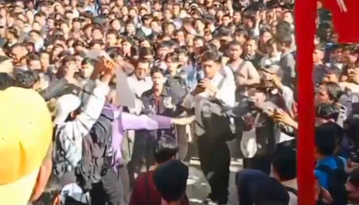 Job Fair Expo Bekasi: Pencari Kerja Lebih Banyak Dapat Capek daripada Kerja, Ada yang Kecopetan!
