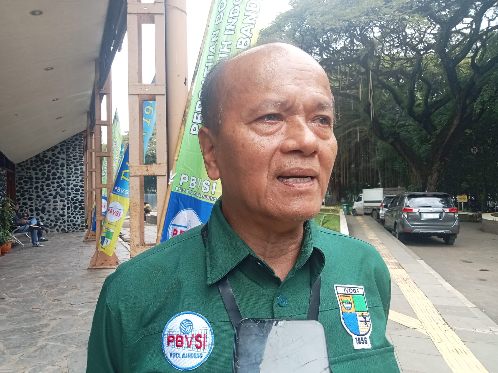 "Pembukaan Piala Kadisdik Kota Bandung PBVSI  Kejuaraan Bola Voli Tingkat SD SMP"